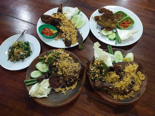 Rm. Ayam Goreng Kampung Chandra 1