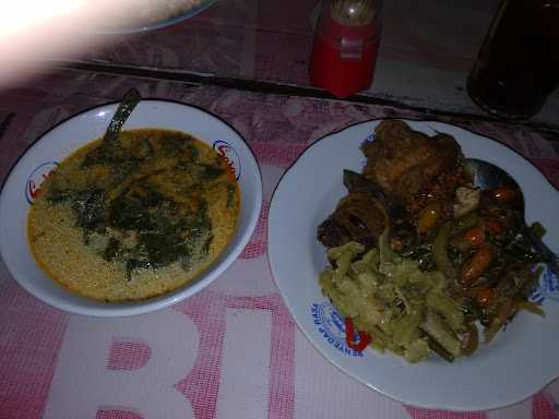 Rumah Makan Pokwe 5