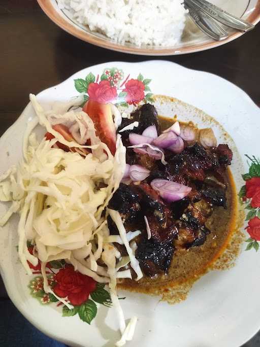 Sate Kambing Pak Kampret 3