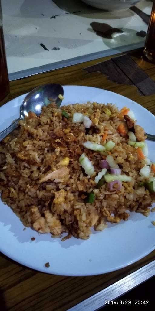 Warung Nasi & Mie Goreng 3