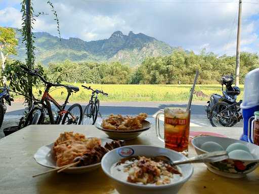 Warung Soto Azalea 9