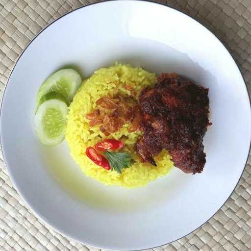 Nasi Kuning & Geprek 88 2