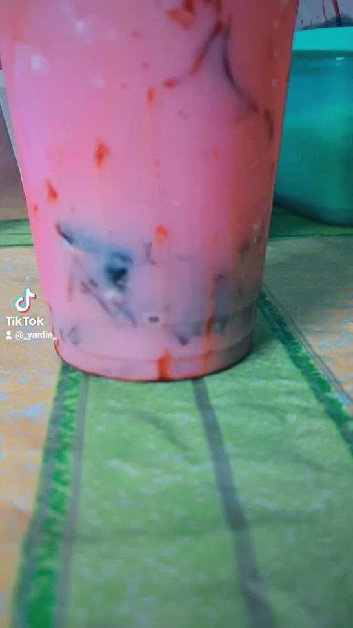 Pop Ice Mbak Yang 1