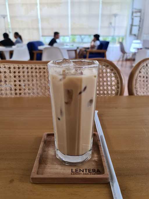 Lentera Eatery & Pastry Puri Anjasmoro 4