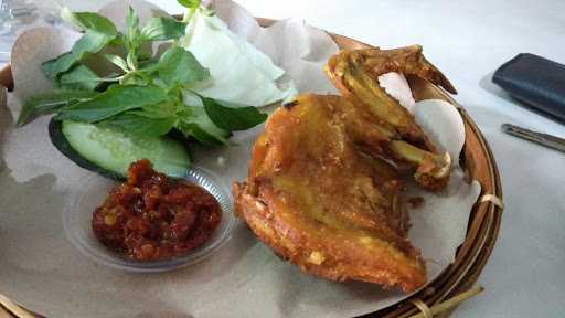 Hot Joyo Rumah Makan 8