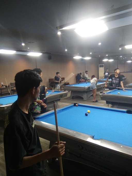 Atlas Billiard 9