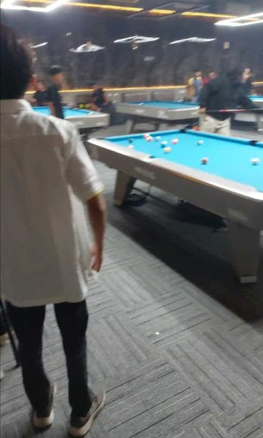 Simple Billiards Chapter 01 1