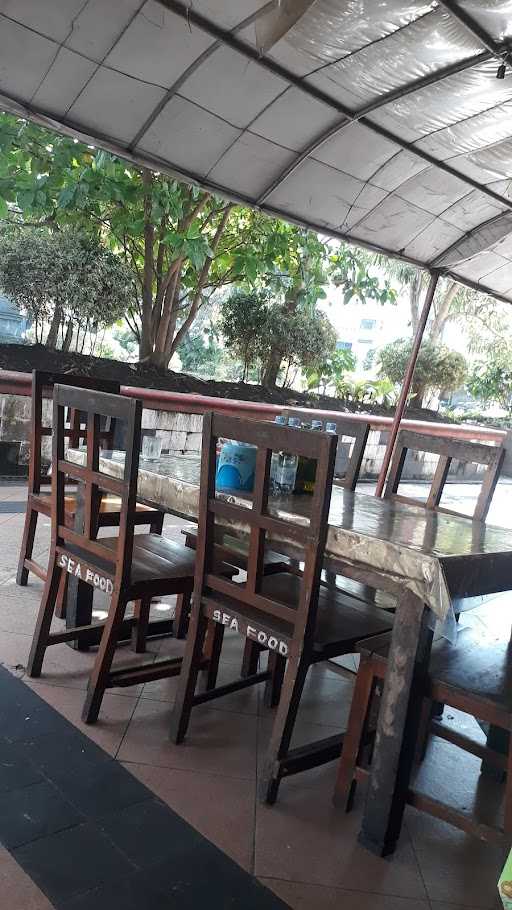 Warkop Barokah Jl. Simpang Lima, Pleburan, Semarang 2