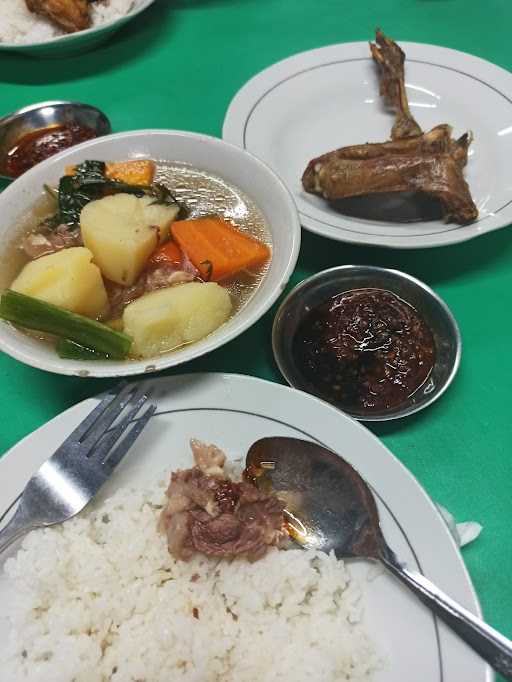 Ayam Goreng & Sop Buntut Yansen 10