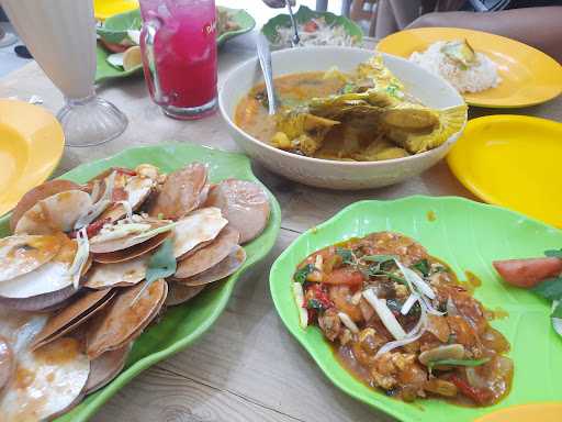 Gulai Kepala Ikan Pak Untung 6