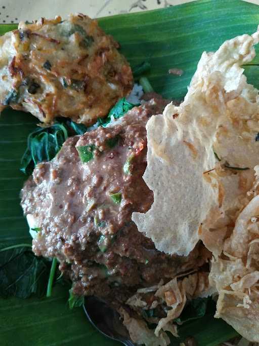 Nasi Pecel Bu Lastri Nganjuk 1