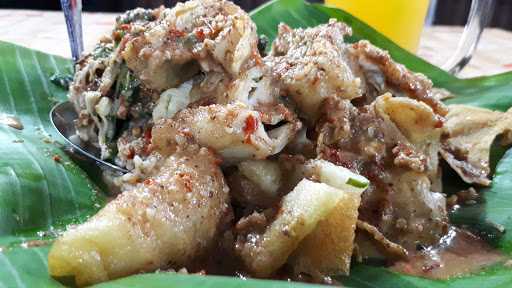 Nasi Pecel Mbok Sador Simpang Lima 9