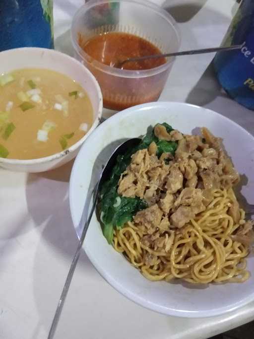 Pleburan Chicken Noodles With Mushrooms 4