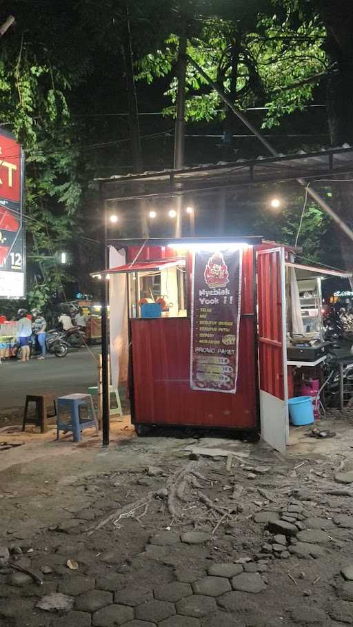 Seblak Baba Dan Thai Tea Peleburan 4