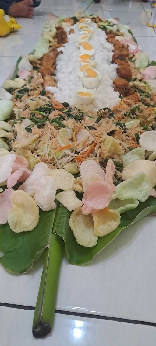 Tenanan Nasi Uduk 6