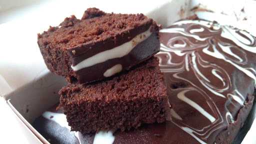 Outlet Amanda Brownies - Semarang 4