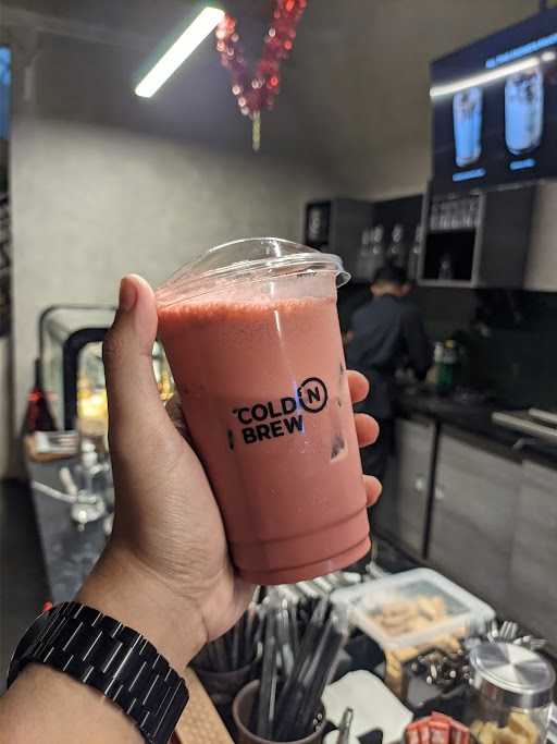 Cold 'N Brew D.I. Panjaitan 6