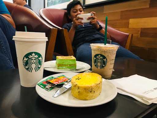 Starbucks - Mall Ciputra Semarang 2