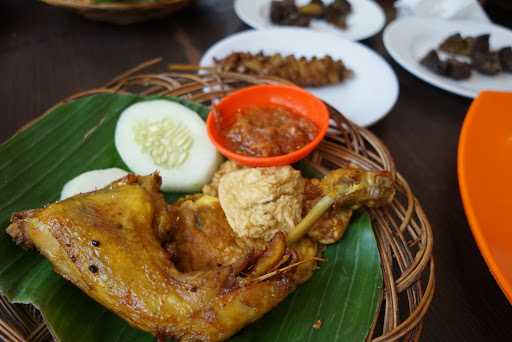 Ayam Goreng Kampung Kali 7