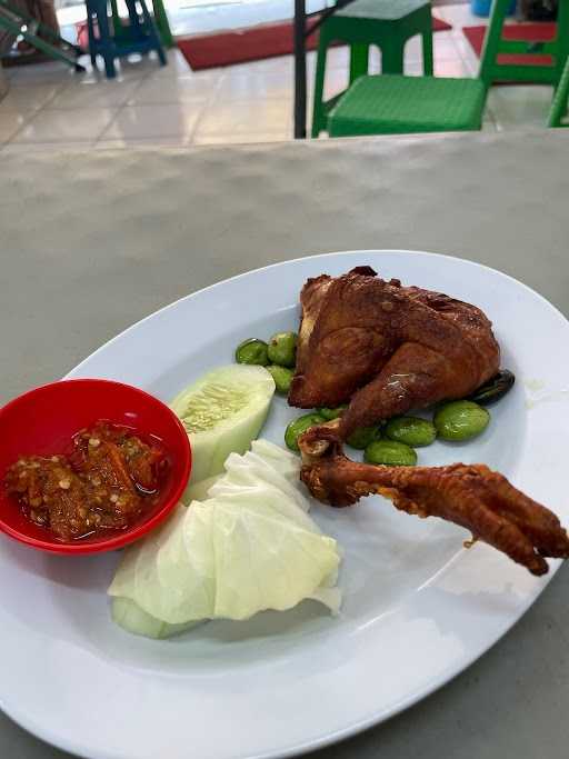 Ayam Goreng Pak Memed 7