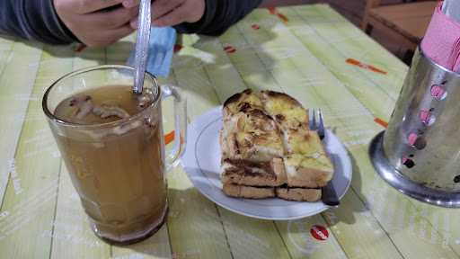 Gama Roti Bakar & Stmj 8