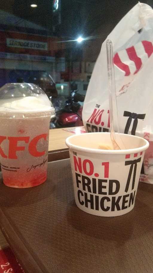 KFC - Pemuda Semarang 8