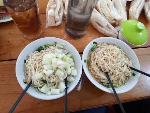 Mie Ayam Bandung Pak Min 5