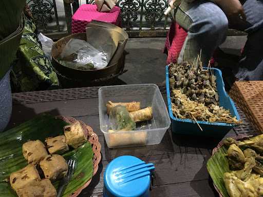 Nasi Ayam Bu Jawi 9