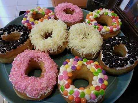 Rumah Donat Pak Tarto 5