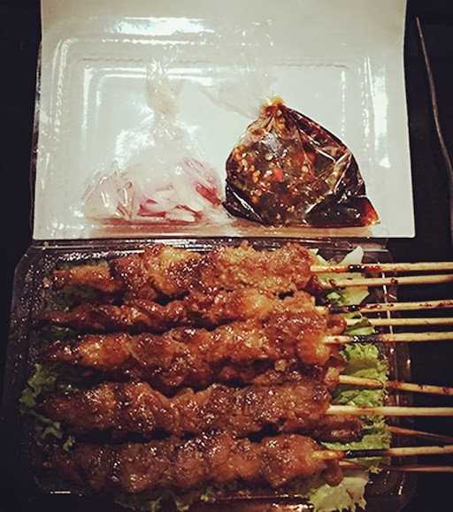 Sate Babi Mak Gandul 1