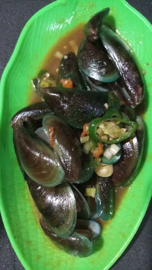 Seafood & Mangut Mm9 Cah Laut 3