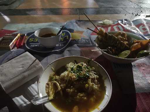 Soto Ayam Pak Min/Gereja 8