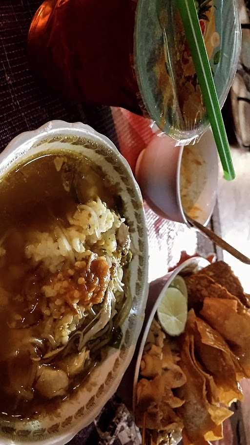 Soto Ayam Pak Min/Gereja 4