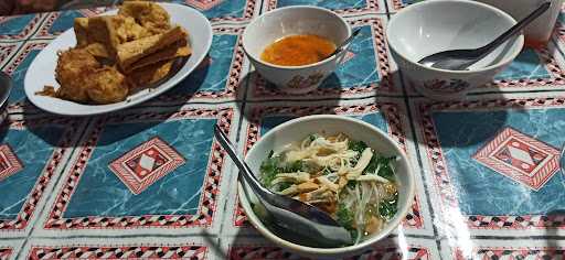 Soto Ayam Pak Moel 10