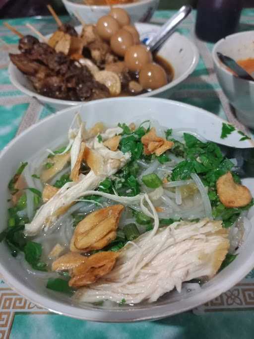 Soto Ayam Pak Moel 2