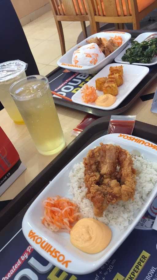 Yoshinoya Tugu Muda 8