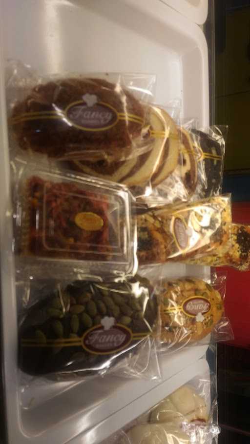 Fancy Bakery Rs Panti Wilasa Citarum 4