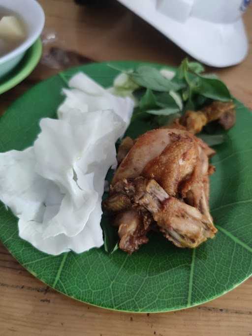 Ayam & Bebek Goreng Pak Amad 5