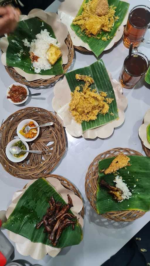 Ayam Goreng Mbak Sri Ala Wonosobo 8