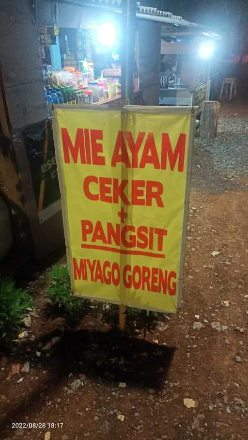 Mie Ayam & Bakso Rizky 8