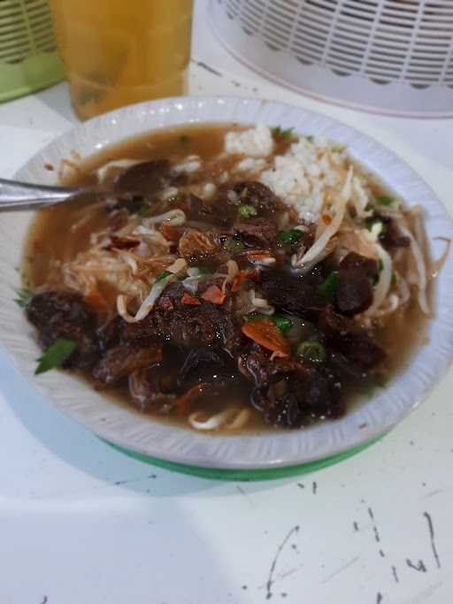 Soto Kerbau Kudus Bu Yayuk 5