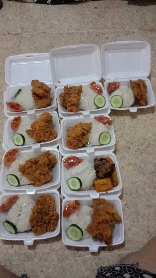 Warung Ayam Geprek Budhe 10