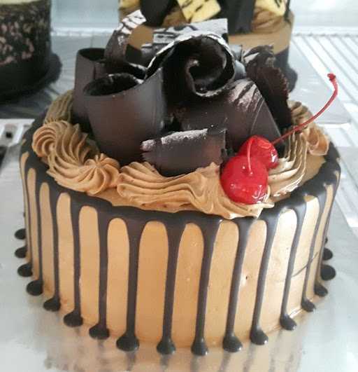 Fancy Bakery Pondok Indraprasta 6