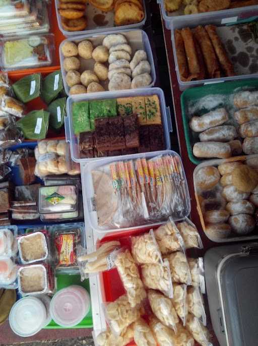 Indah Snack & Jajan Pasar 10