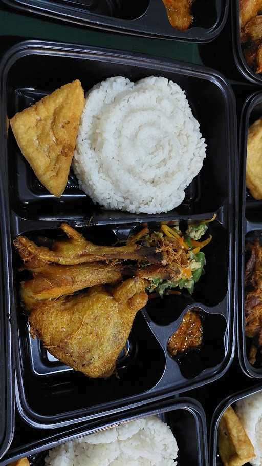 Ayam Goreng Dan Swike Pak Tor 10