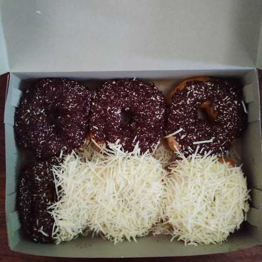 Donat Alma 8