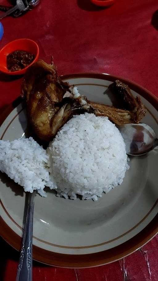 Food Stall Ayam Goreng Mbak Suharti 4