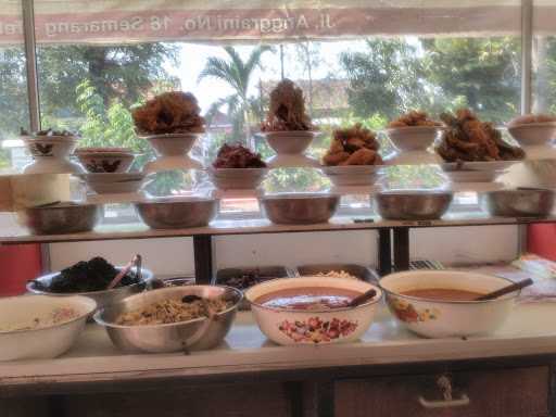 Rumah Makan Anggraini 3