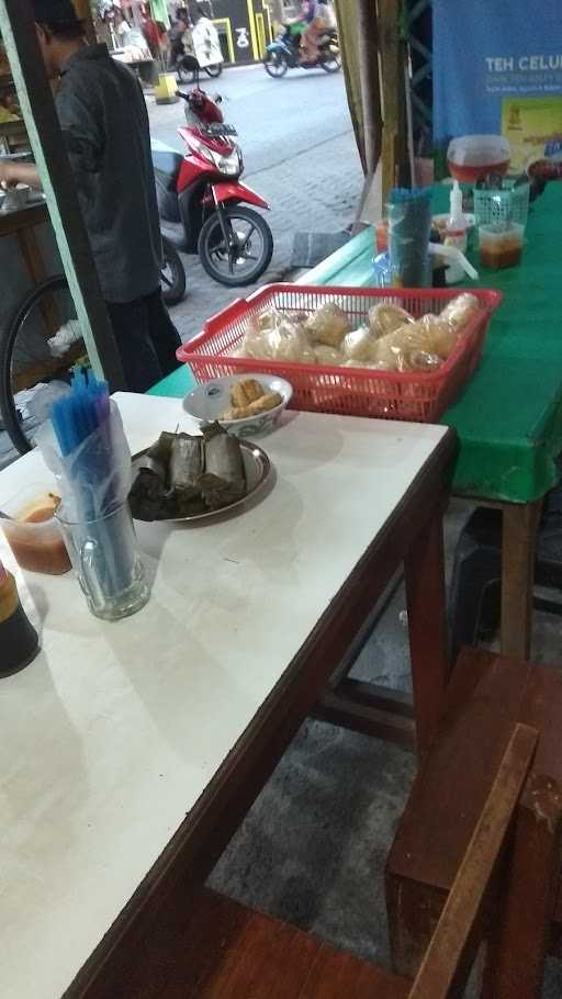 Soto Ayam Bang Doel 7