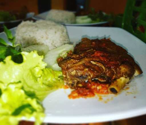 Waroeng Penyet Sambel Bledos 9